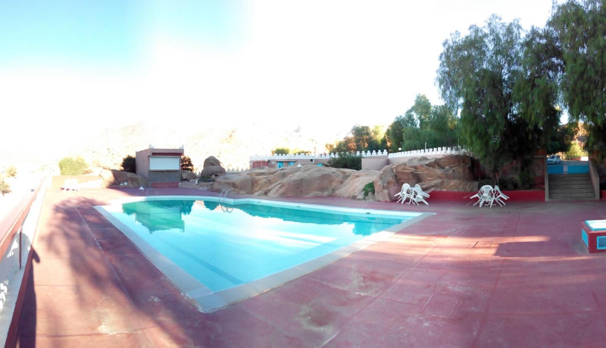 Hotel Les Amandiers Tafraout Exterior photo